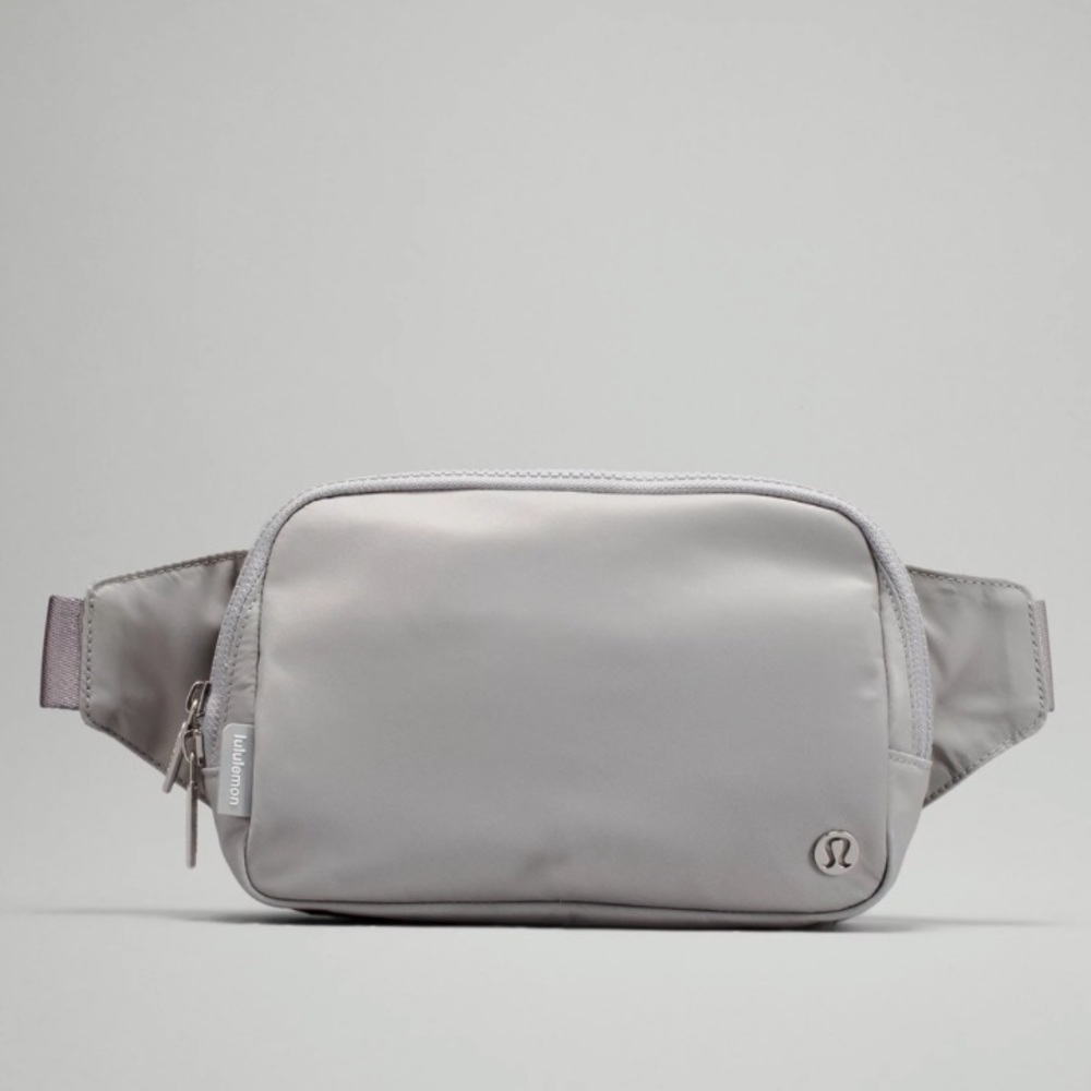 Lululemon Everywhere Belt Bag Large